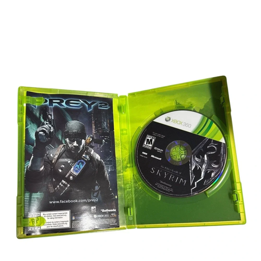 The Elder‎ Scrolls V Skyrim Xbox 360 2011 Complete w Manual Disc RPG Game